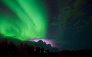 Aurora Borealis Northern Lights Night Stars HD wallpaper thumb