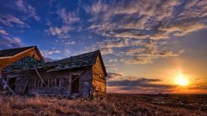 Old Rusty Farm House In Sunset wallpaper thumb
