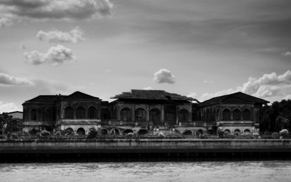 Photography, Old House, Black and White, Lake, Trees wallpaper,photography HD wallpaper,old house HD wallpaper,black and white HD wallpaper,lake HD wallpaper,trees HD wallpaper,2560x1600 wallpaper