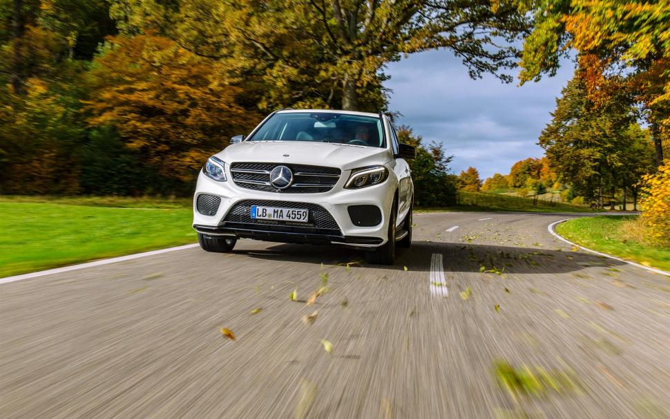 Mercedes-Benz AMG GLE-Class W166 white car front view wallpaper,Mercedes HD wallpaper,Benz HD wallpaper,White HD wallpaper,Car HD wallpaper,Front HD wallpaper,View HD wallpaper,2560x1600 wallpaper