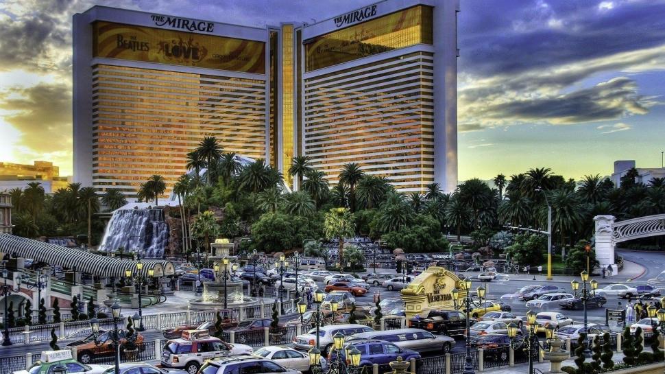 The Mirage On The Vegas Strip Hdr wallpaper,street HD wallpaper,hotel HD wallpaper,cars HD wallpaper,nature & landscapes HD wallpaper,1920x1080 wallpaper