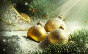 christmas decorations, balloons, gold, snow, needles, thread wallpaper thumb