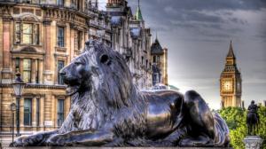 Lion At Trafalgar Square Hdr wallpaper thumb