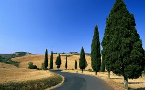 Italy: Winding Country Road In Monticchiello, Pienza wallpaper thumb