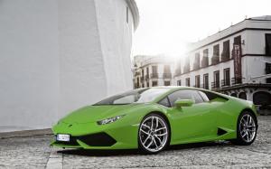 Green Lamborghini Huracan wallpaper thumb