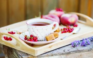 Morning tea, red berries wallpaper thumb
