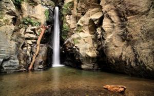 Nature Waterfalls Pictures For Desktop wallpaper thumb