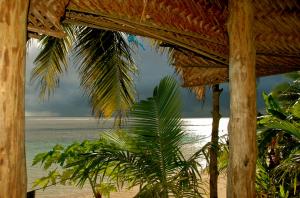 Tropical Hideaway on Beach Samoa wallpaper thumb