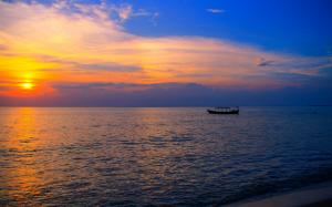 Asia, Cambodia, Otres beach, sea, boat, sunset wallpaper thumb