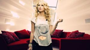 Taylor Swift, Celebrities, Star, Girl, Long Hair, Curly Hair, Blue Eyes, Face, Blonde, Beauty wallpaper thumb