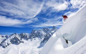 Skiing in France wallpaper thumb