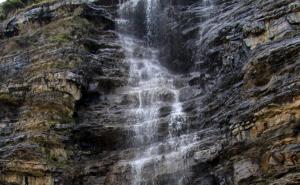 Waterfall At Johnston Canyon 03 wallpaper thumb