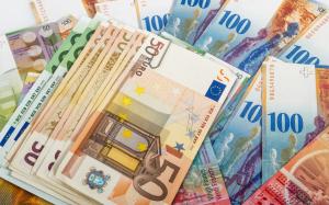 Euro, paper money wallpaper thumb