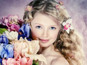Cute girl portrait, curly hair, flowers, blue eyes wallpaper thumb