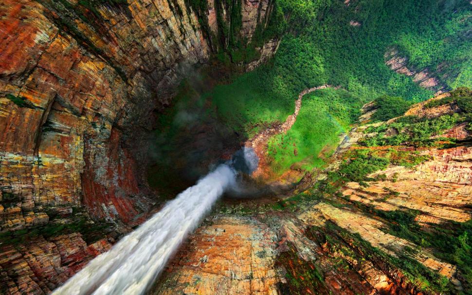 Waterfall Aerial HD wallpaper,nature wallpaper,waterfall wallpaper,aerial wallpaper,1680x1050 wallpaper