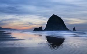USA, Oregon, ocean, coast, rocks, evening, sky, clouds wallpaper thumb