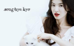 Song Hye Kyo Red Lips wallpaper thumb