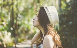 Profile,Sun, Bokeh, Girl, Hat wallpaper thumb