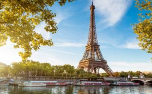 Eiffel Tower Landscape wallpaper thumb