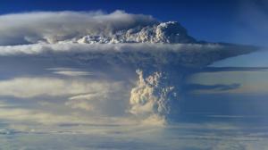 Volcano Eruption wallpaper thumb