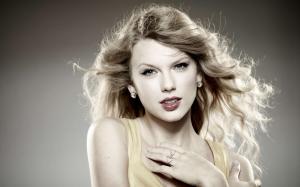 Cute Photos Taylor Swift wallpaper thumb