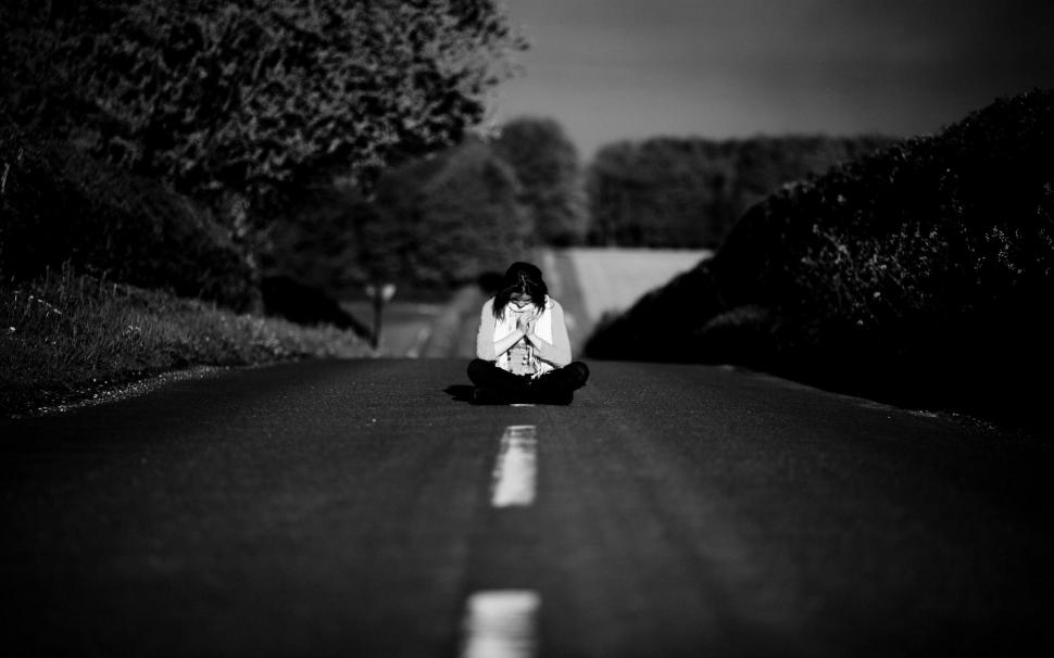 Girl meditating in the middle of the road wallpaper,girls HD wallpaper,2560x1600 HD wallpaper,road HD wallpaper,woman HD wallpaper,meditation HD wallpaper,2560x1600 wallpaper