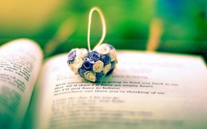 Flowers heart, pendant, book wallpaper thumb