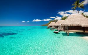 Bungalows on the sea to the maldives wallpaper thumb