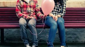 Love Couple Eith Baloon Hd Image wallpaper thumb