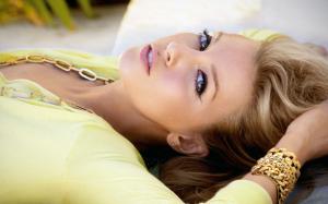 Katie Cassidy Gorgeous wallpaper thumb