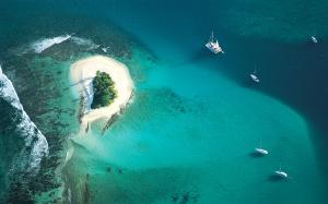 Island Ocean Tropical Boat Aerial HD wallpaper thumb