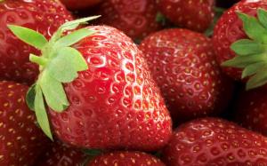 Strawberry fruit close-up wallpaper thumb