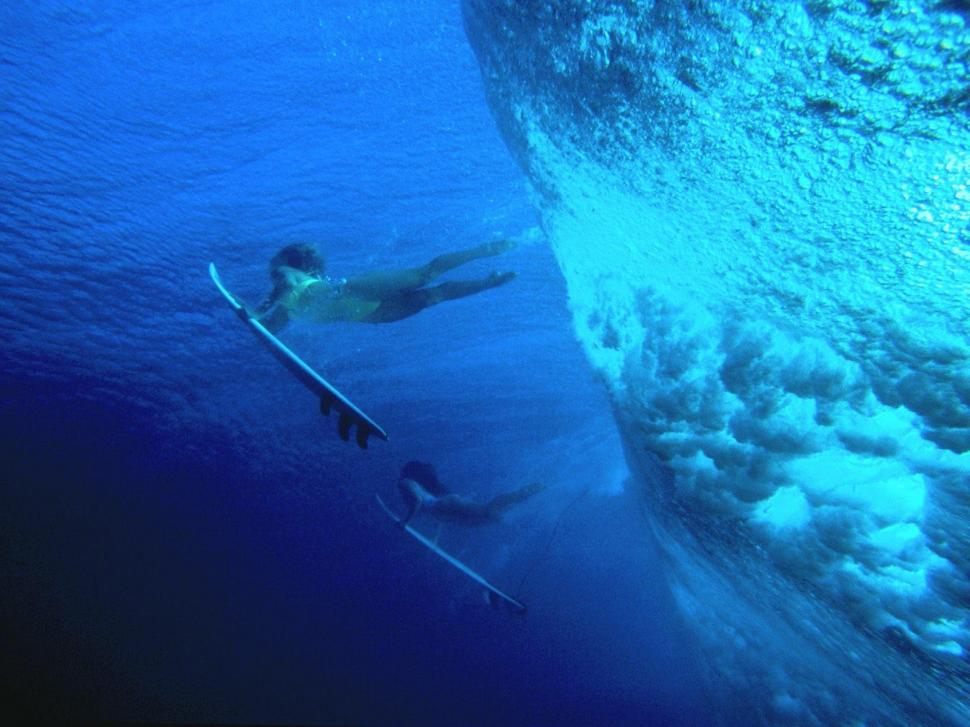 Surfing, Women, Underwater wallpaper,surfing wallpaper,women wallpaper,underwater wallpaper,1600x1200 wallpaper