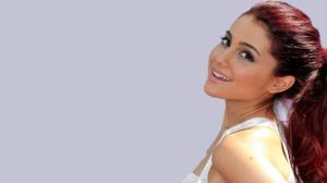 Ariana Grande 1080p wallpaper thumb