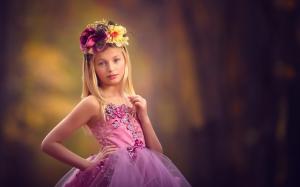 Cute little girl, wreath, purple dress wallpaper thumb