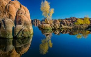 Watson Lake, Arizona, USA, stones, trees, water reflection wallpaper thumb