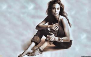 Angelina Jolie Tattoo Girl wallpaper thumb