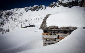 Snow Winter Cabin Mountain HD wallpaper thumb