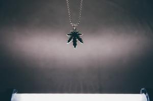 Necklace, Photography wallpaper thumb