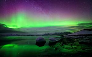 Iceland northern lights wallpaper thumb