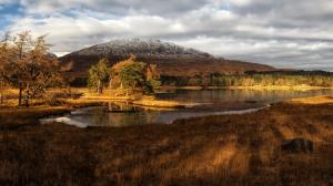 Scotland scenery, lake, mountains, grass, trees, clouds, dusk wallpaper thumb