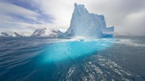 Iceberg Ocean HD wallpaper thumb