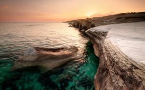 Cyprus beautiful scenery, sea, coast, orange sky, dusk sunset wallpaper thumb