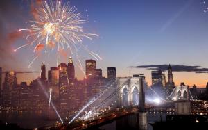 Brooklyn Bridge fireworks wallpaper thumb