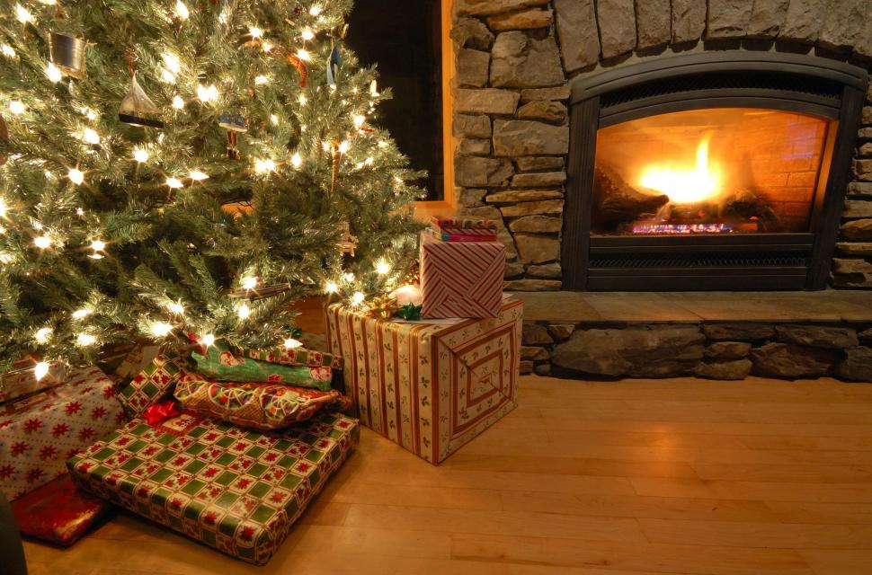 Christmas tree, garland, gift, holiday, fireplace wallpaper,christmas tree HD wallpaper,garland HD wallpaper,gift HD wallpaper,holiday HD wallpaper,fireplace HD wallpaper,3000x1980 wallpaper