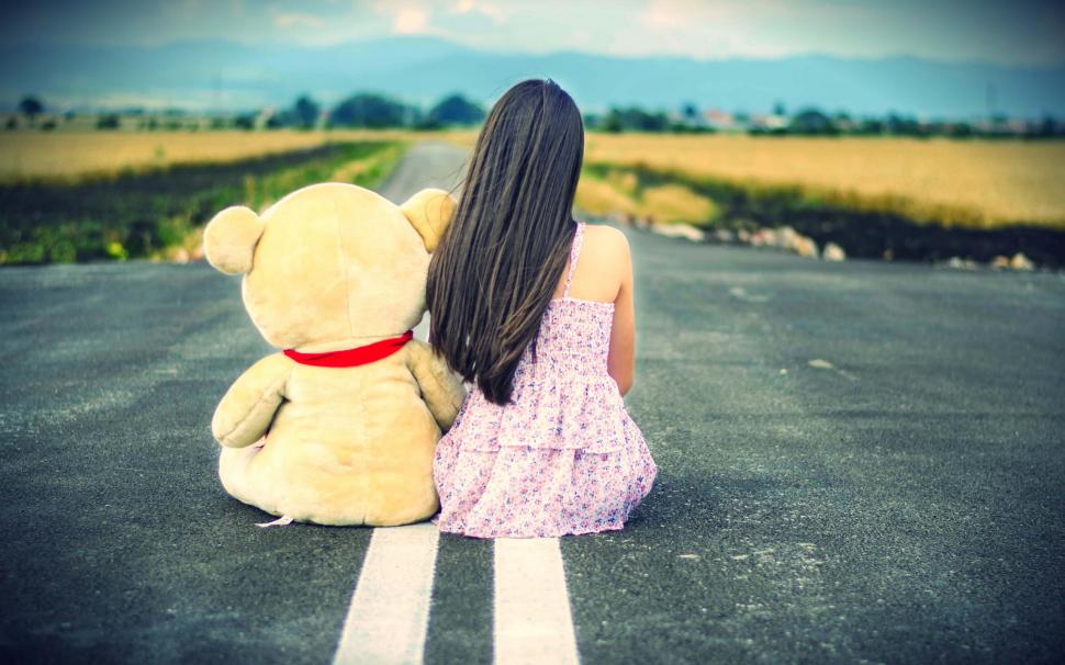 Friendship on The Road wallpaper,toy HD wallpaper,girl HD wallpaper,2560x1600 wallpaper