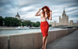 Beautiful red hair girl, portrait, hat, shirt, skirt, Moscow wallpaper thumb