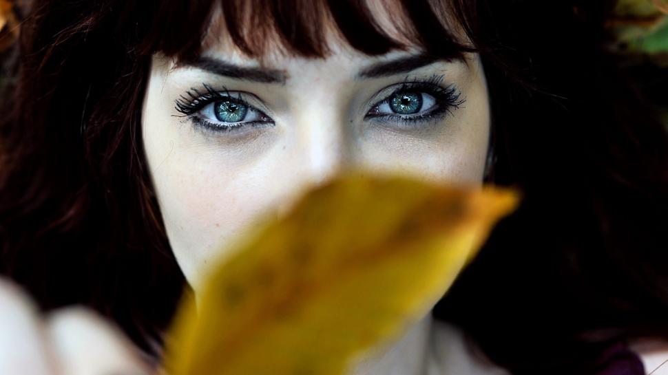 Woman, Eyes, Face, Close Up, Leaf wallpaper,woman HD wallpaper,eyes HD wallpaper,face HD wallpaper,close up HD wallpaper,leaf HD wallpaper,1920x1080 wallpaper