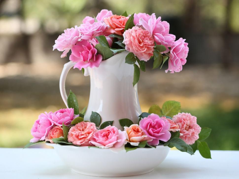 Vase, pink rose flowers, bokeh wallpaper,Vase HD wallpaper,Pink HD wallpaper,Rose HD wallpaper,Flowers HD wallpaper,Bokeh HD wallpaper,1920x1440 wallpaper