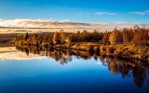 Lake, trees, water reflection, autumn wallpaper thumb